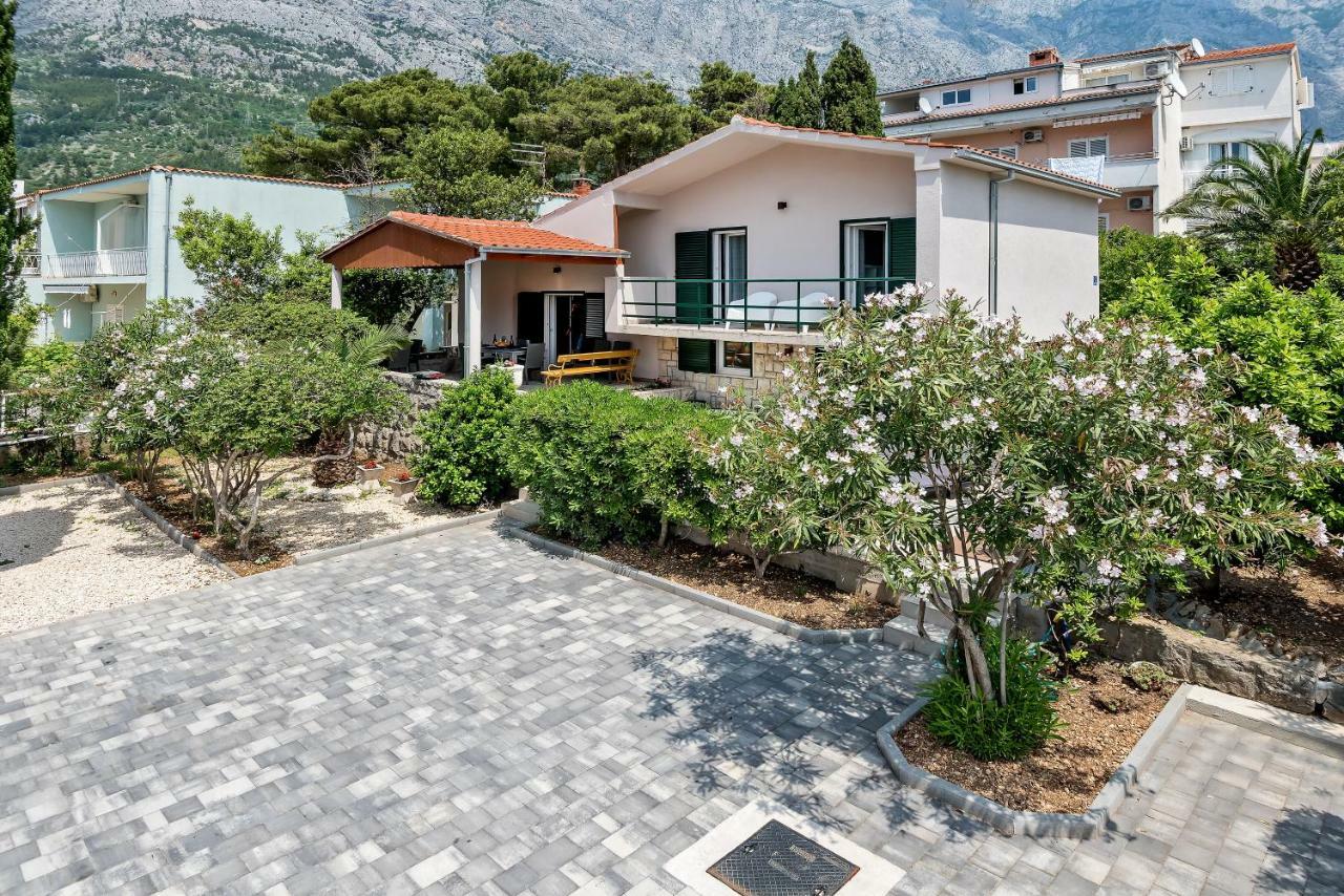Villa Bandic Baška Voda Exterior foto